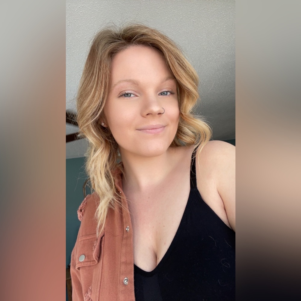 Meet your Posher, Madi